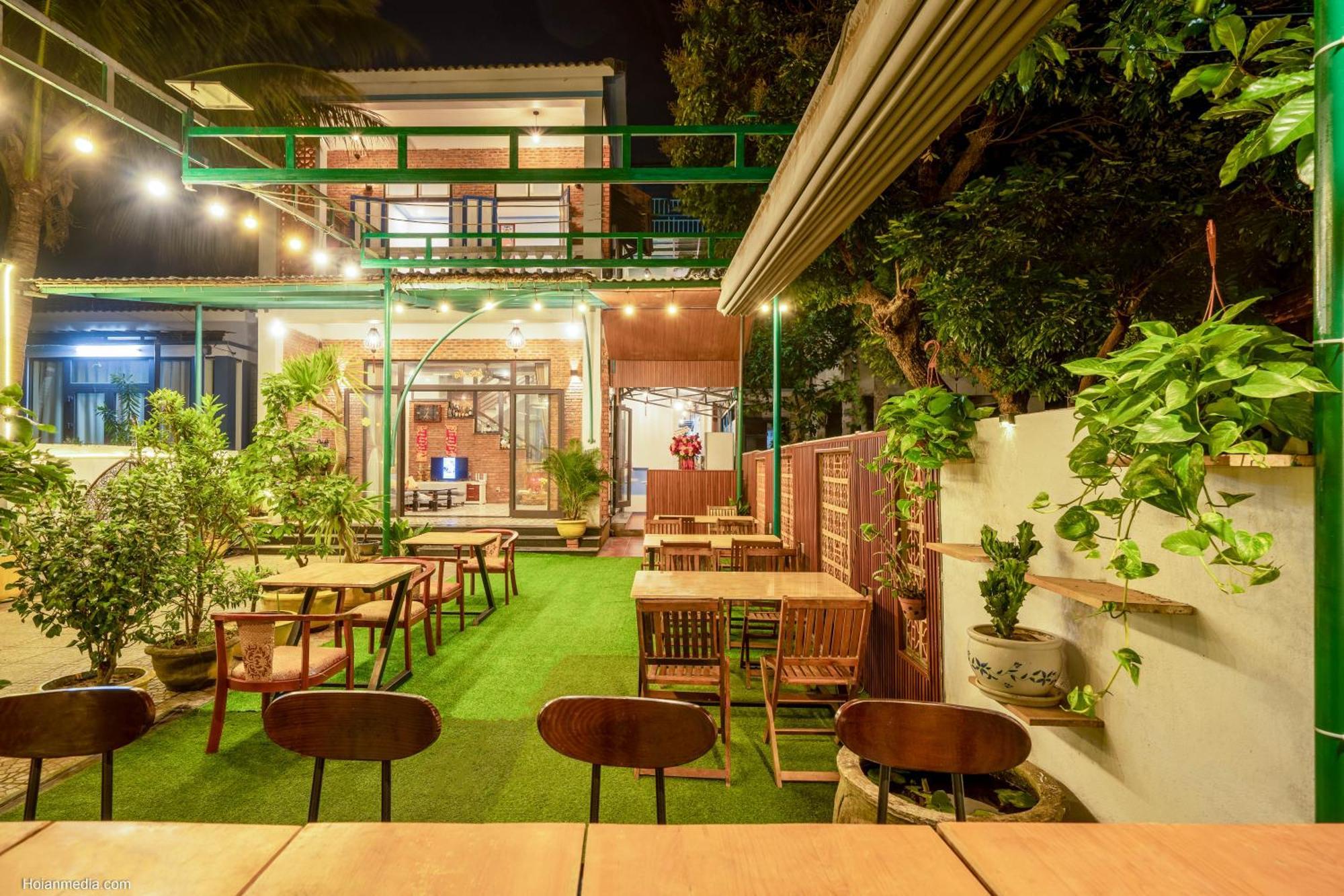 Riverside Dorm And Restaurant Hoi An Exterior foto